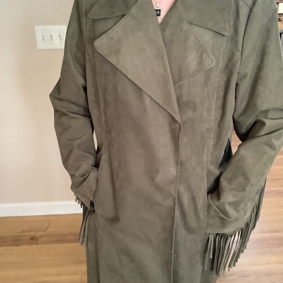 New Faux Suede Knee Length Coat/w Fringe/belt - Picture 3 of 4